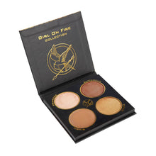 Charger l&#39;image dans la galerie, The Hunger Games: The Exhibition Girl on Fire The Classic Eyeshadow Palette
